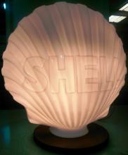 Shell Clam Shell Gas Pump Globe / Topper